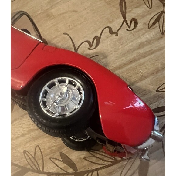 Road Tough 1957 Chevrolet Corvette Convertible Die Cast Metal 1:18 92018 - Picture 9 of 16